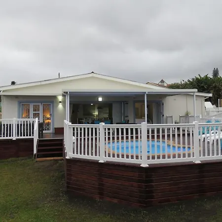 Seagulls Beach House Port Shepstone Exterior photo